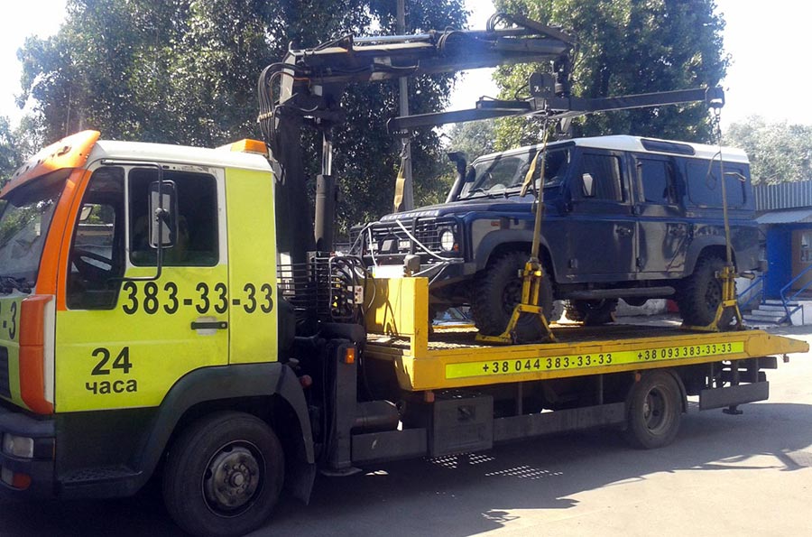 евакуація джипа